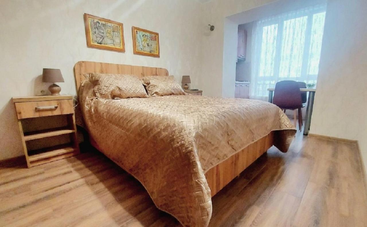 Мелодия Прованса В Старом Центре Charkov Buitenkant foto